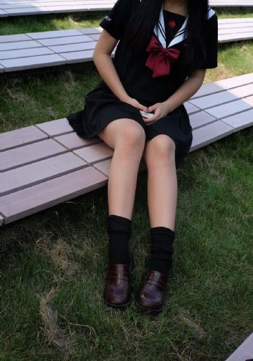 女同学3