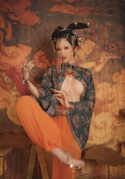 斯巴达克斯血与沙在线观看